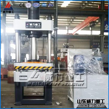 <b>100噸四柱液壓機(jī)</b>