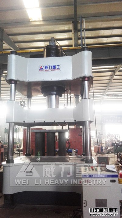 500噸液壓機車間