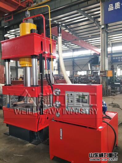 200噸液壓機車間