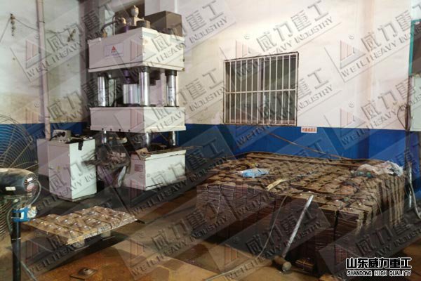 400噸錨桿托盤液壓機