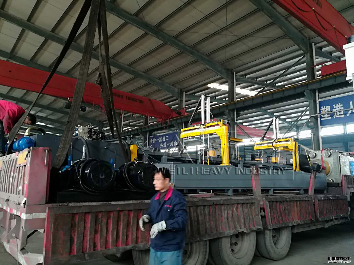 錨桿托盤生產設備發貨