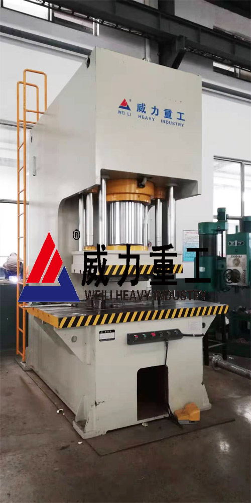 單臂液壓校直機