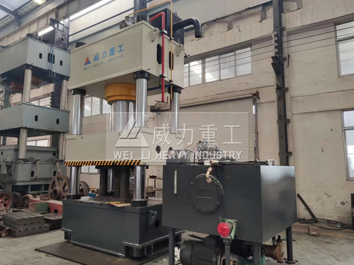 315噸四柱液壓機(jī)用于冷擠壓加工