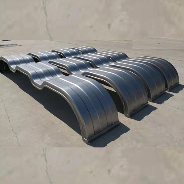 壓制成型擋泥板