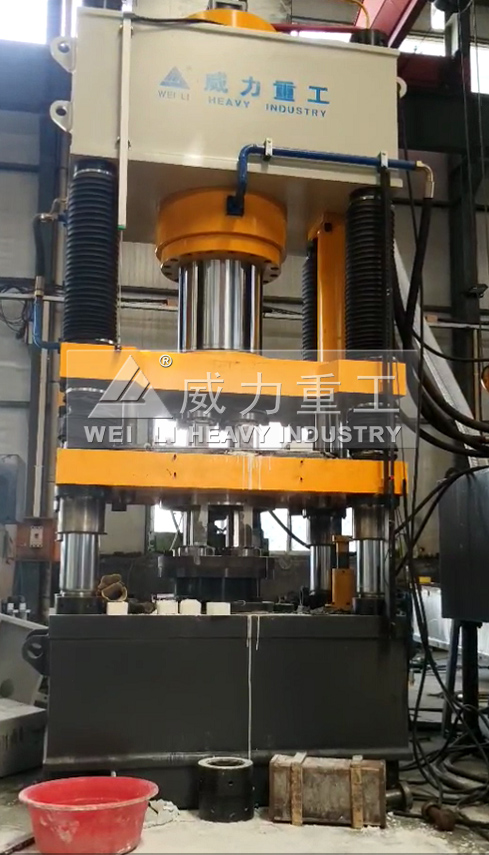 氧化鋁陶瓷成型四柱液壓機