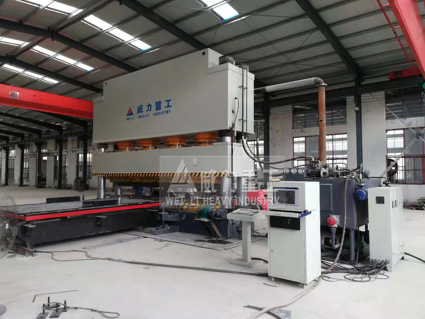 拉伸波紋板專用四柱液壓機