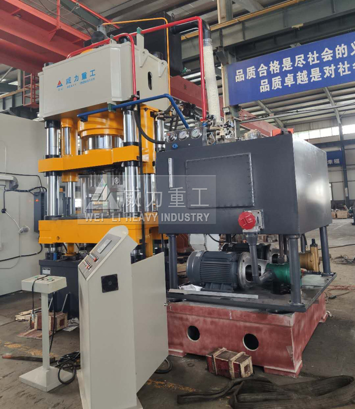 四梁四柱粉末成型液壓機