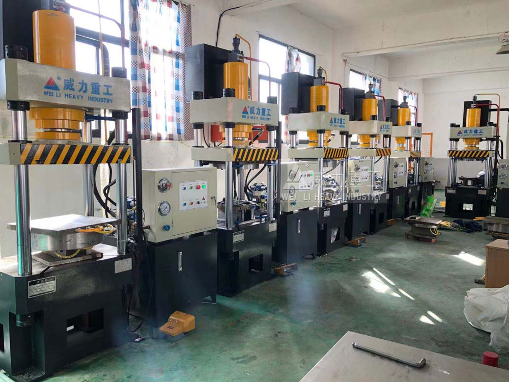 壓制塑料菜板多臺四柱液壓機設備