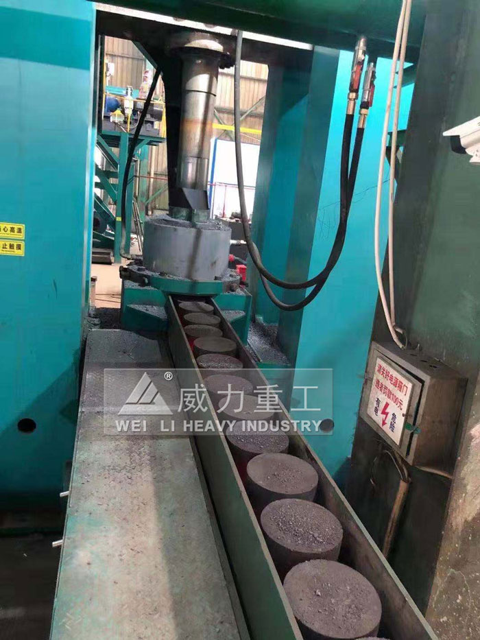 框架液壓機壓制粒子鋼成品