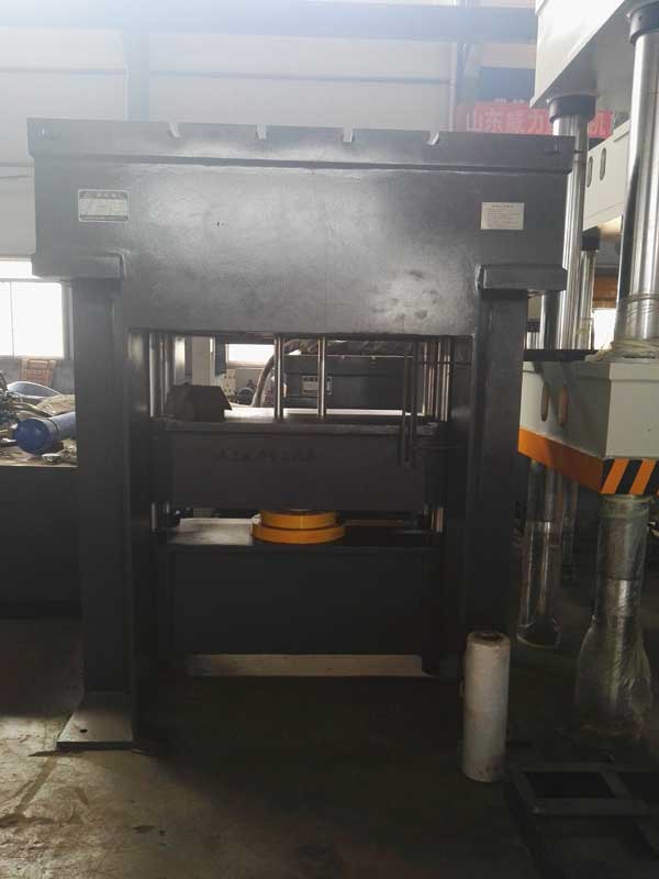 拉伸液壓機(jī)用頂出缸