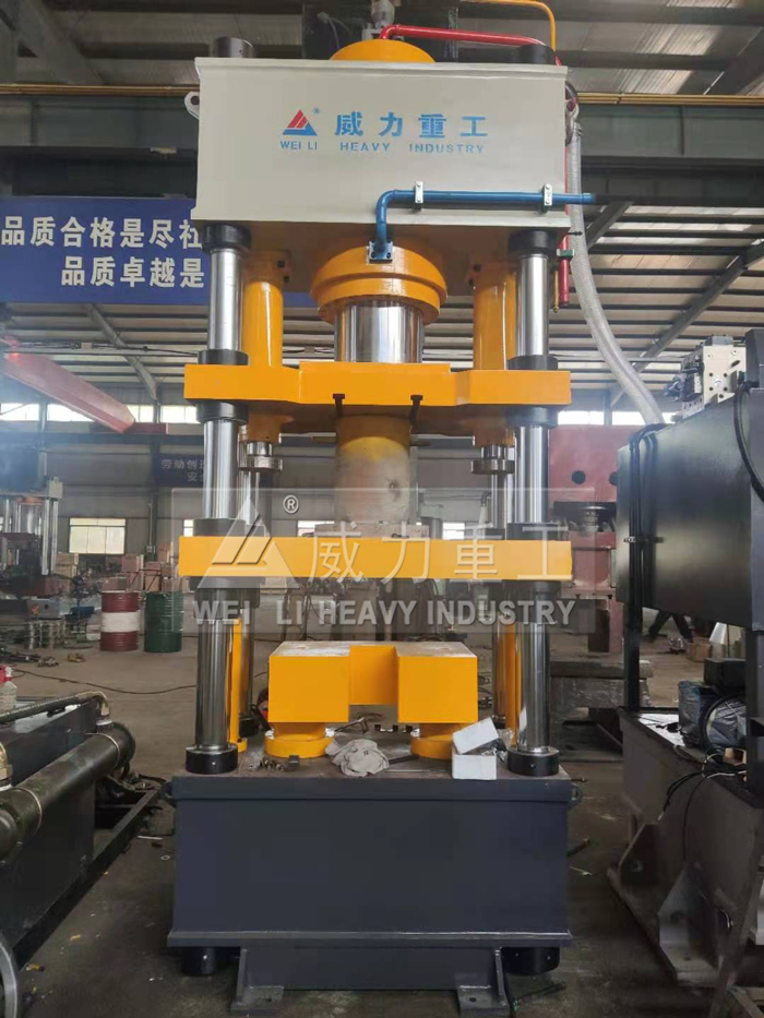 山東威力重工氧化鋁粉末液壓機