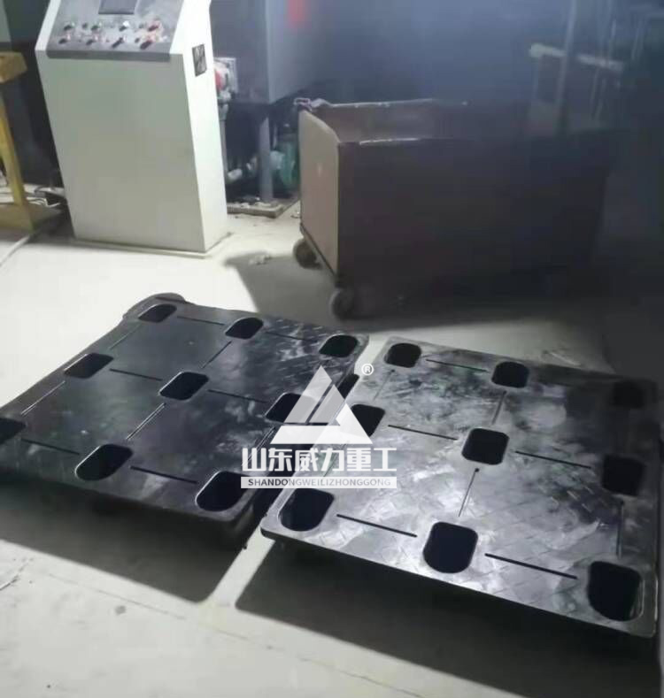 四柱液壓機模壓塑料托盤