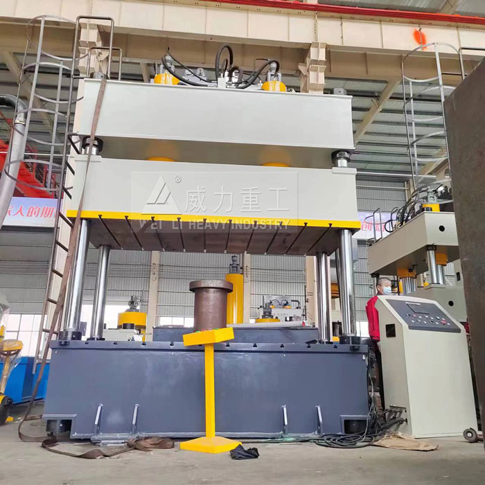 200噸四柱液壓機(jī)大工作臺