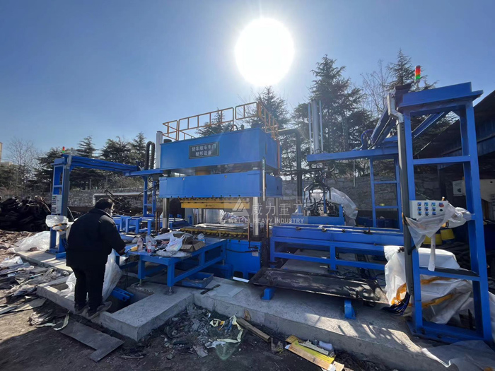 車門整形液壓機客戶使用車間