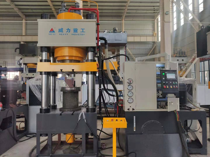 500噸四柱熱鍛液壓機細節